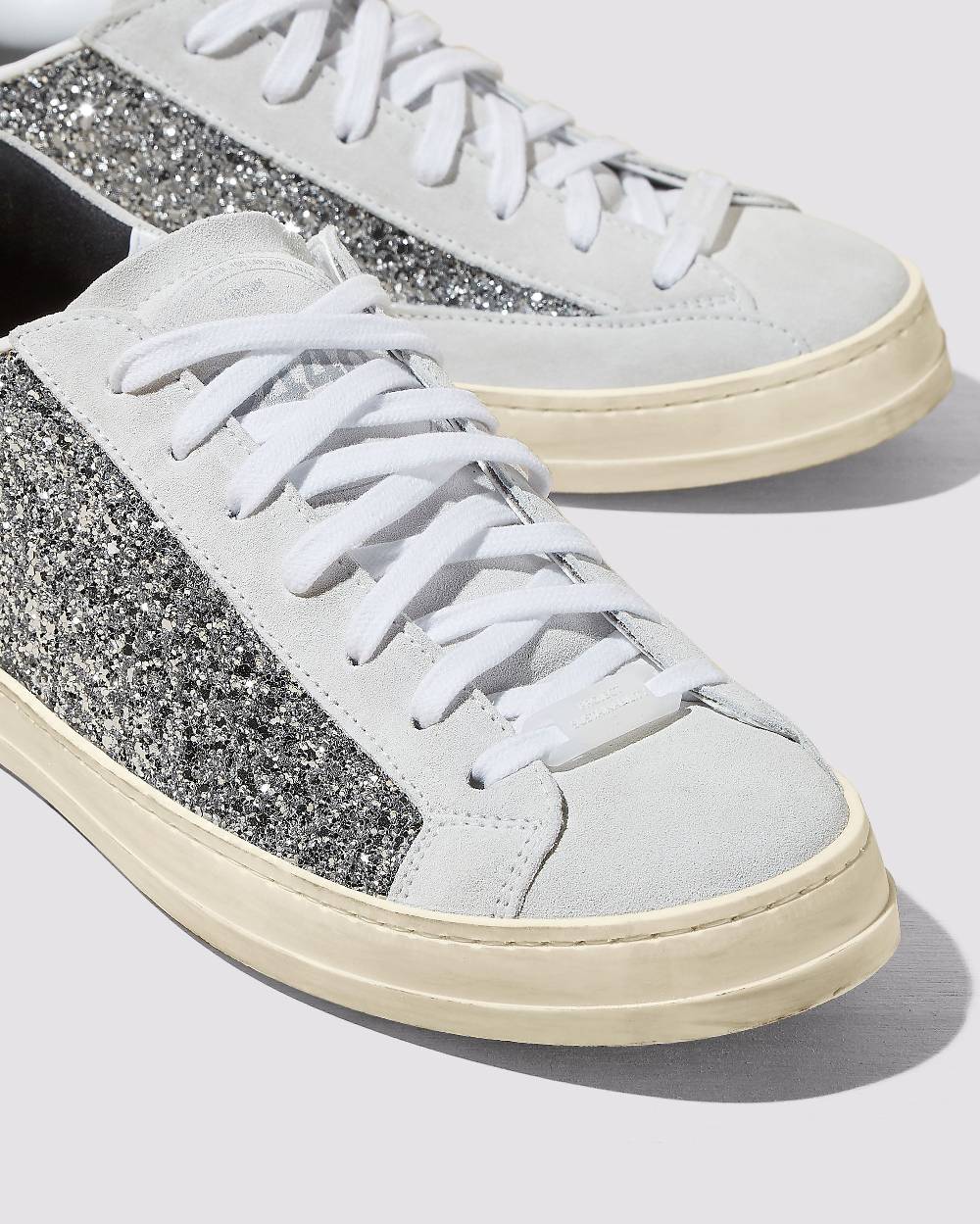 P448 John Recycled White/Silver