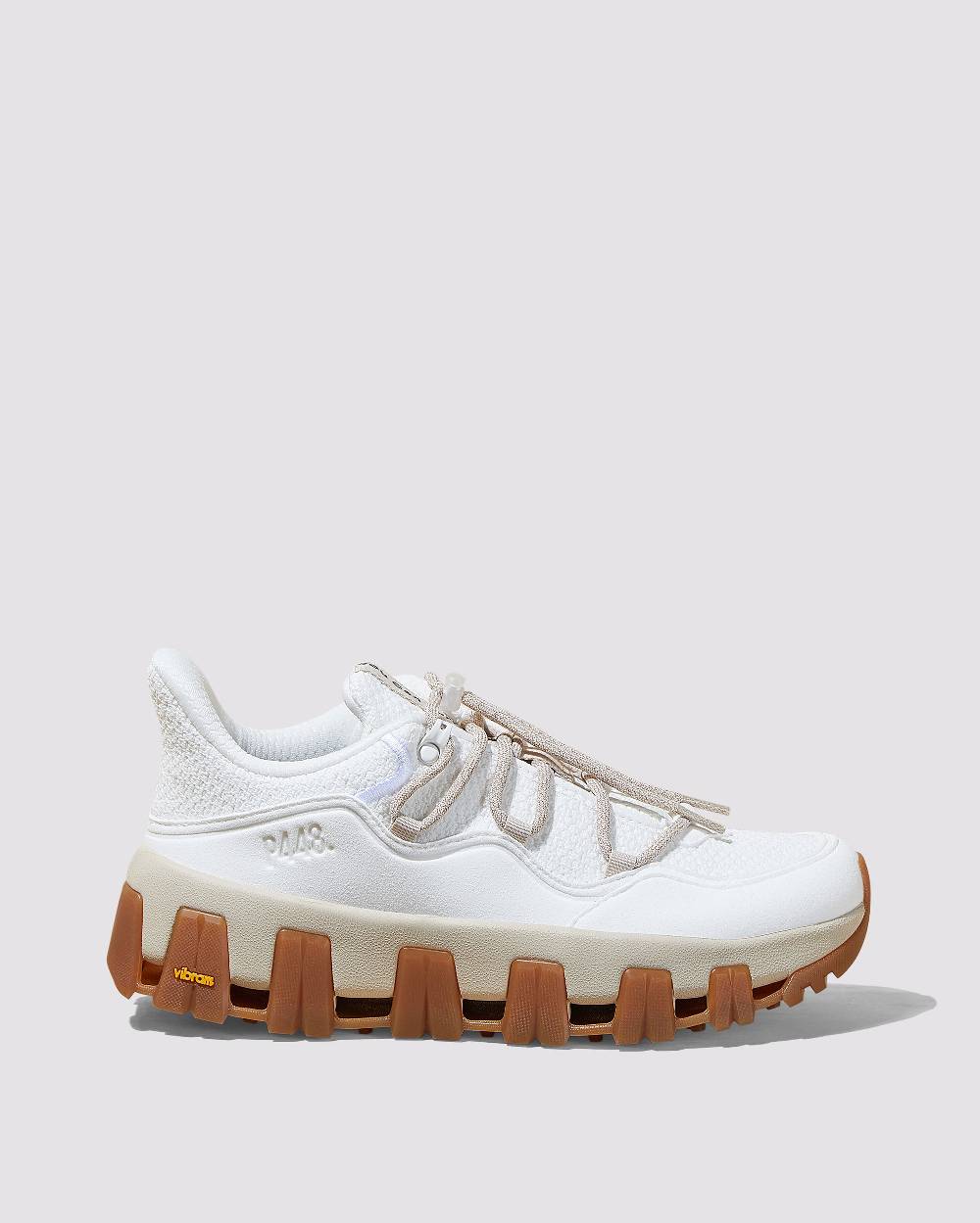 P448 Monalea White/Sand