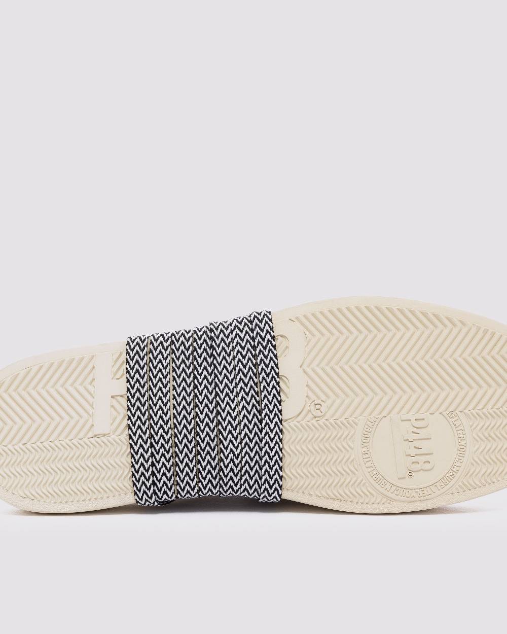 P448 Shoelaces Chevron