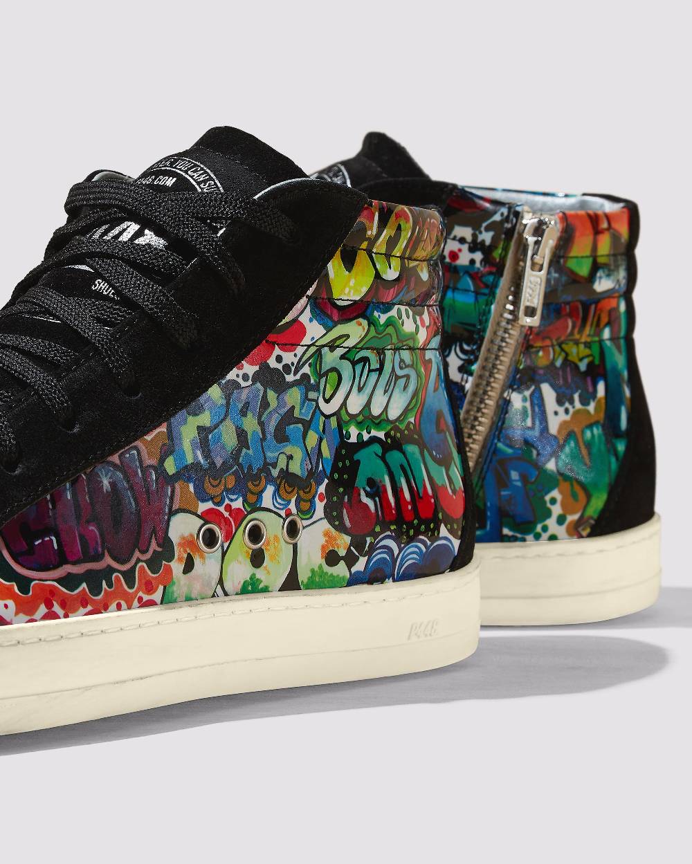 P448 Skate Graffiti/Black