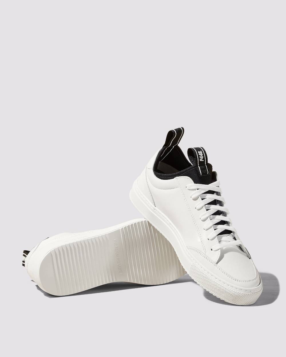 P448 Sohosocks White