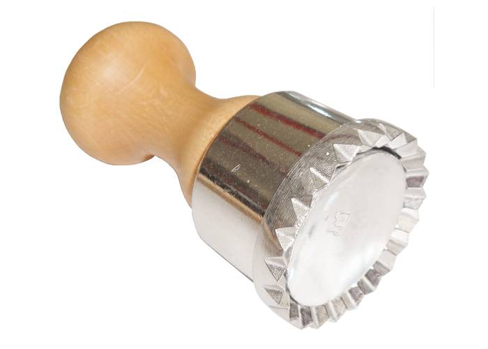 Panetta Casalinghi Tagliaravioli tondo con espulsore automatico