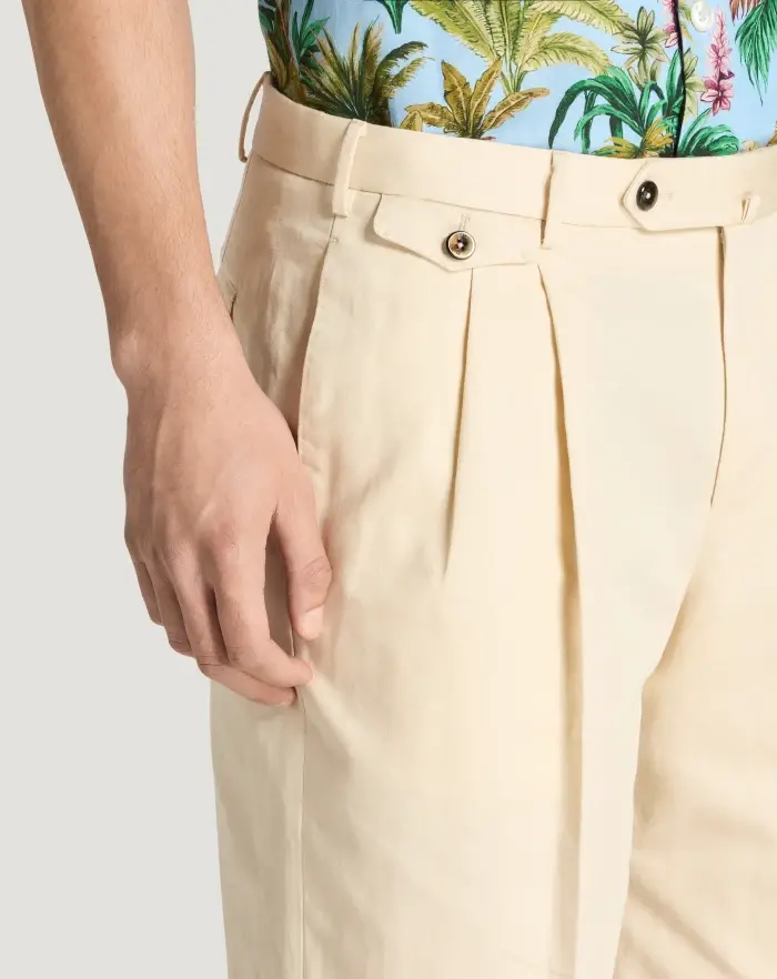 Pantaloni Torino Bermuda In Gabardina Di Cotone E Lino