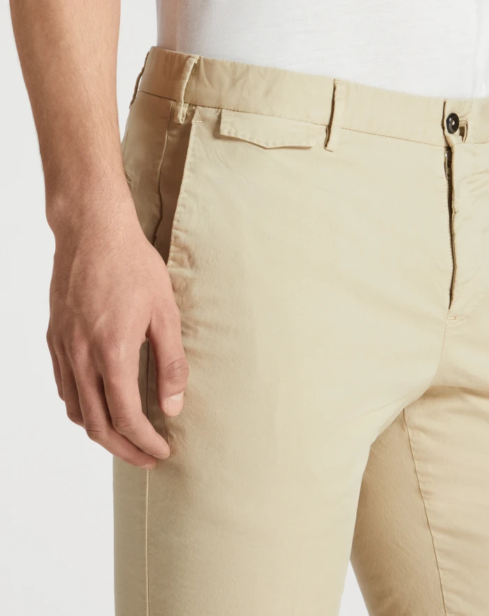 Pantaloni Torino Bermuda In Gabardina Stretch