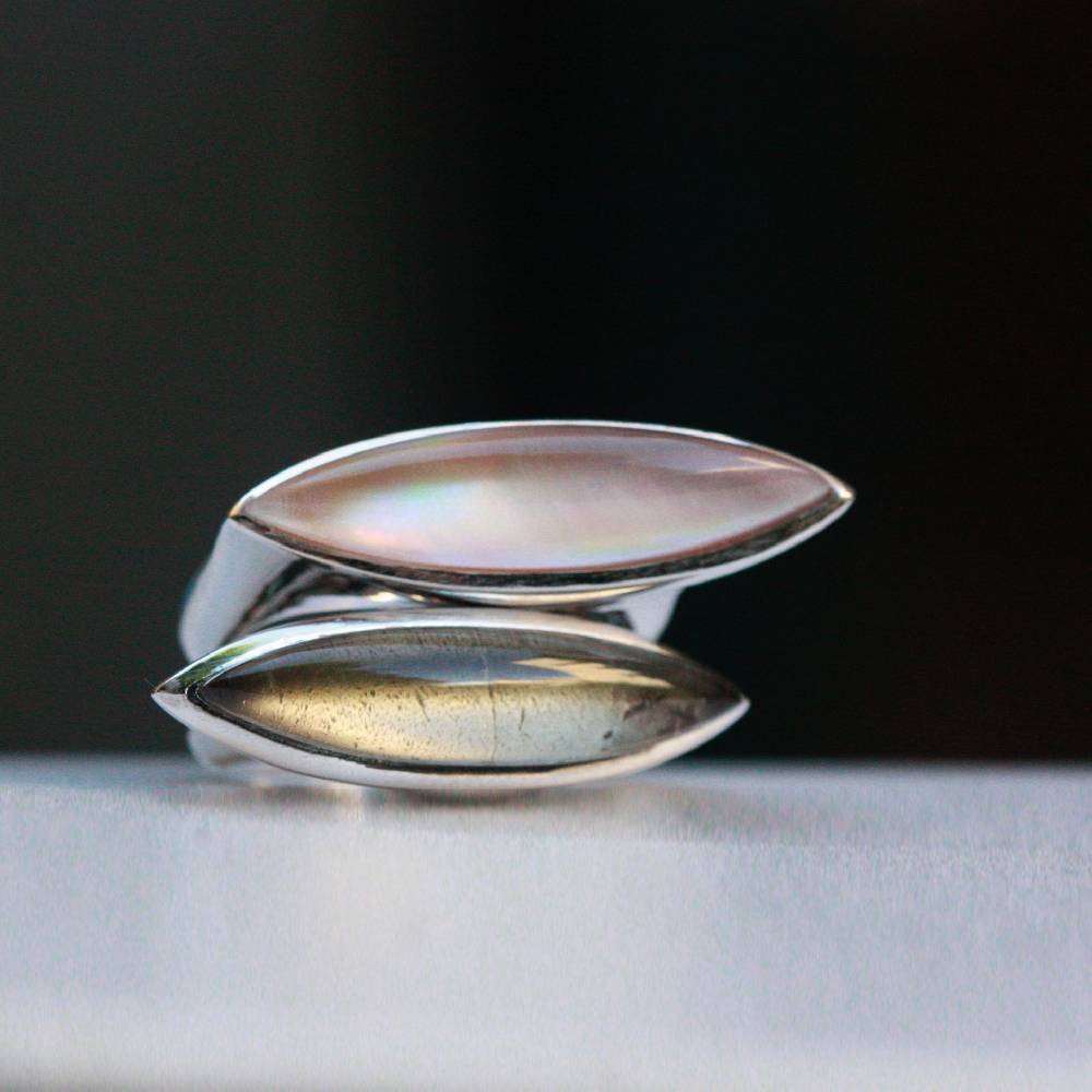 Paola Grande Gioielli AURUM Anello Navetta Con Madreperla