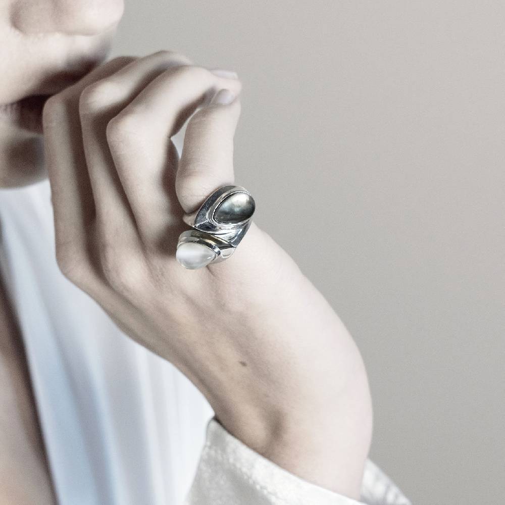 Paola Grande Gioielli AURUM Chevalier Con Madreperla Bianca