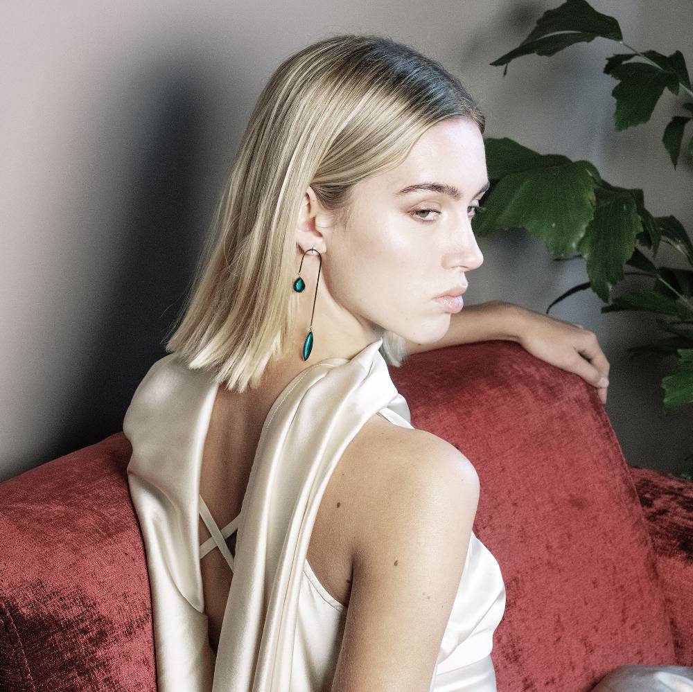 Paola Grande Gioielli AURUM Orecchini Amo Curvo Medio