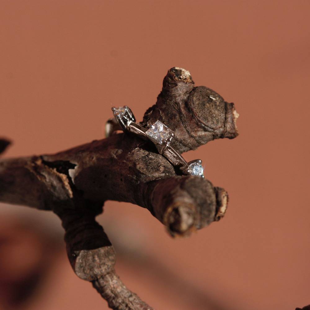 Paola Grande Gioielli BALANCE Anello 'Balance' Oro Bianco Con Princess