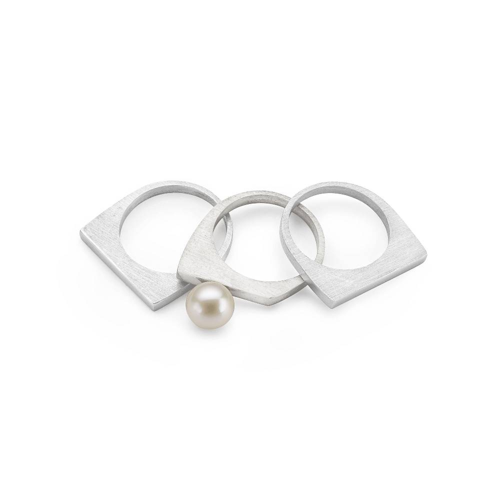 Paola Grande Gioielli CONGIUNZIONI Anello Singolo Con Punta E Perla Bianca