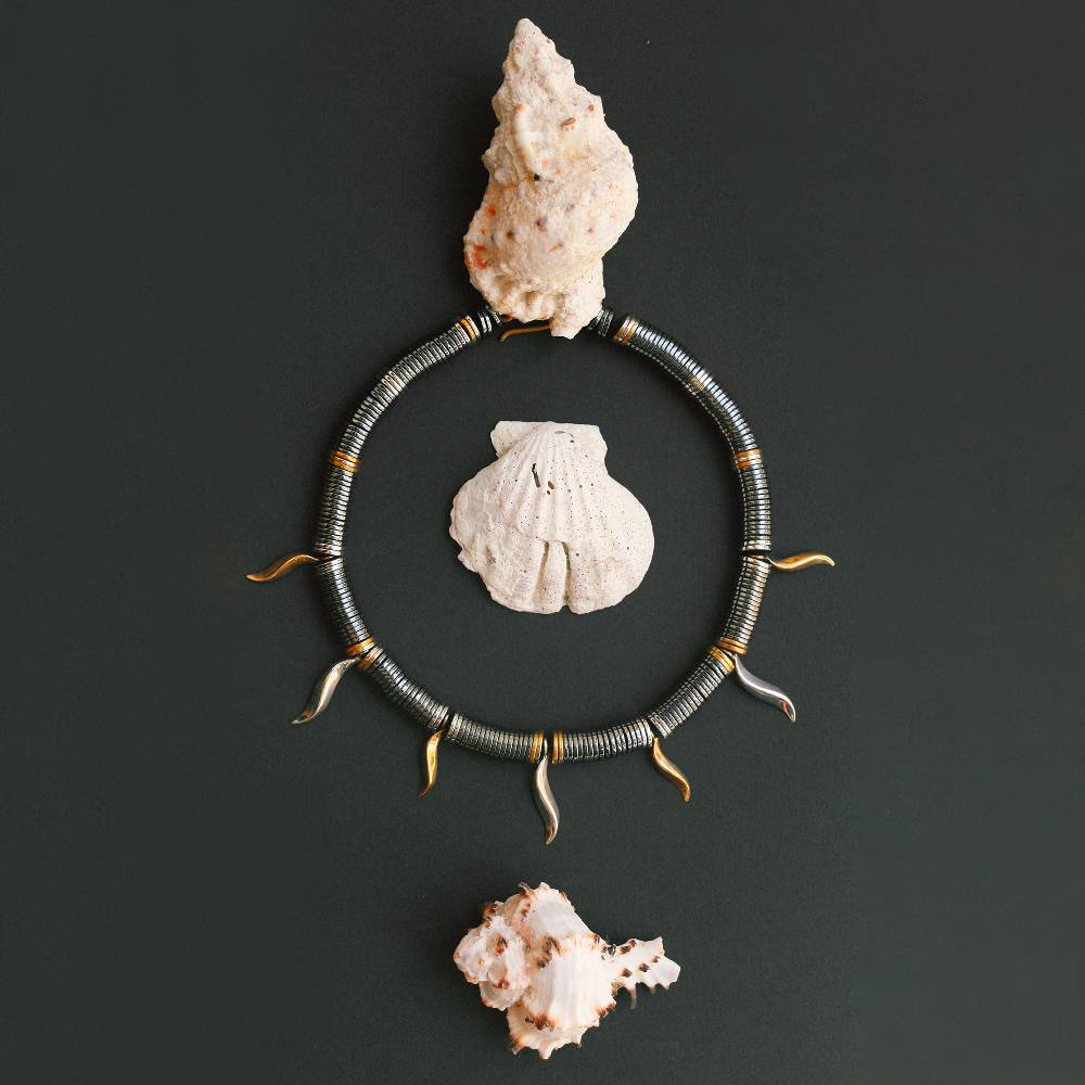 Paola Grande Gioielli FLAME Collana Girocollo Con Dischi In Ematite