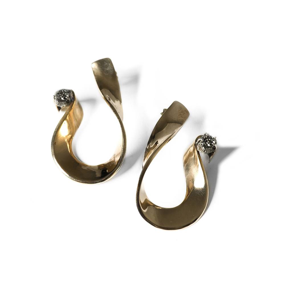 Paola Grande Gioielli NASTRI Orecchini 'Nastri' grandi con drusa