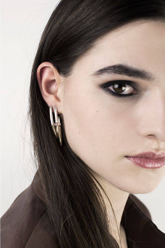 Paola Grande Gioielli NEON Orecchino 'Neon' Angolo Piccolo E Bulloni