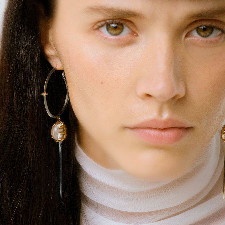 Paola Grande Gioielli SOLIS Mono Orecchino "Solis"cerchio Grande Con Cristallo Di Rocca E Spillo