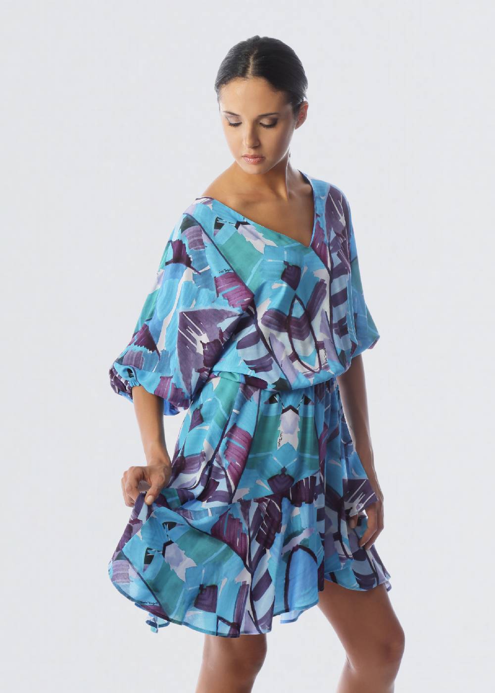 Paola T. Abito in viscosa Palm Blue