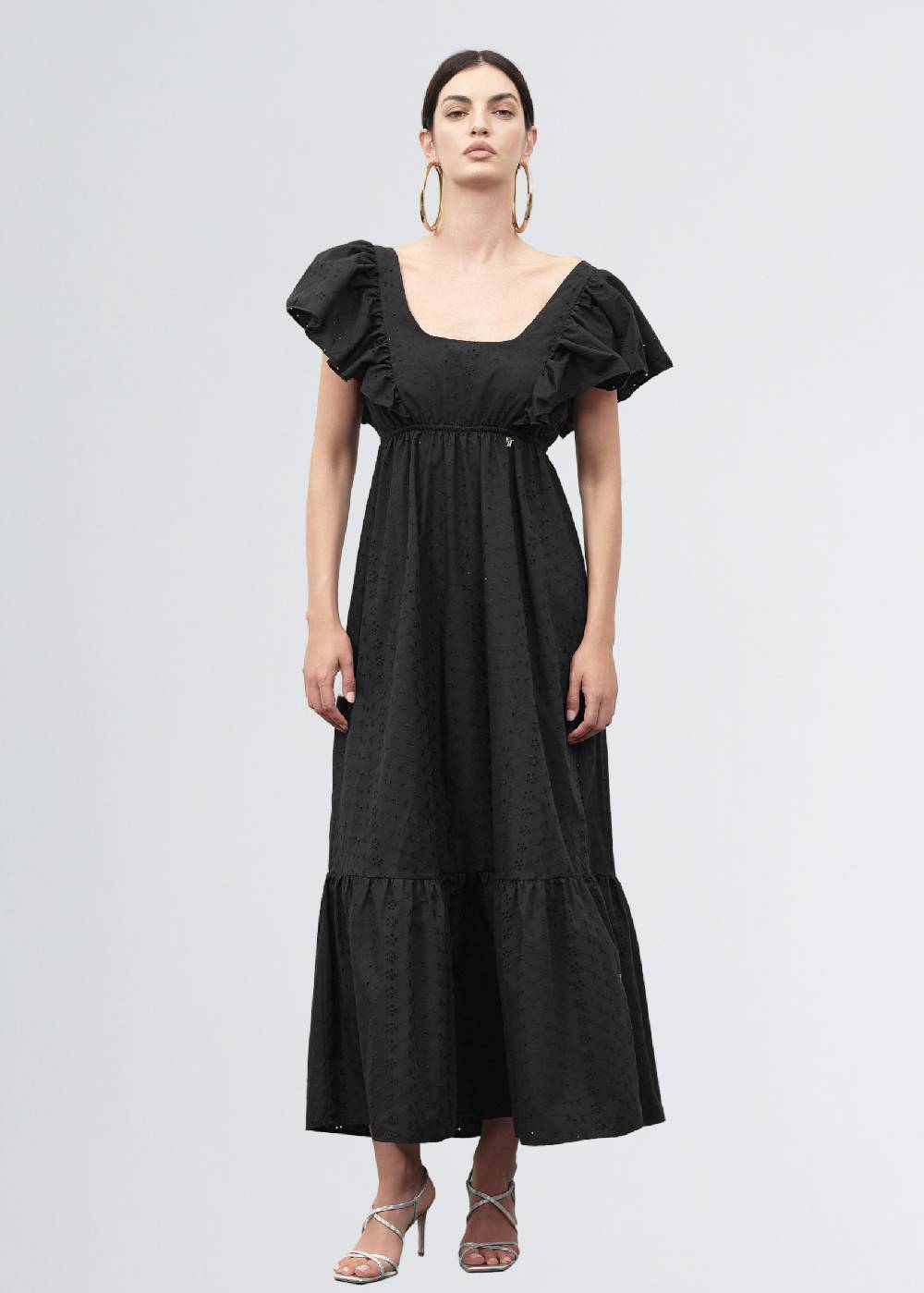 Paola T. Abito lungo in cotone sangallo