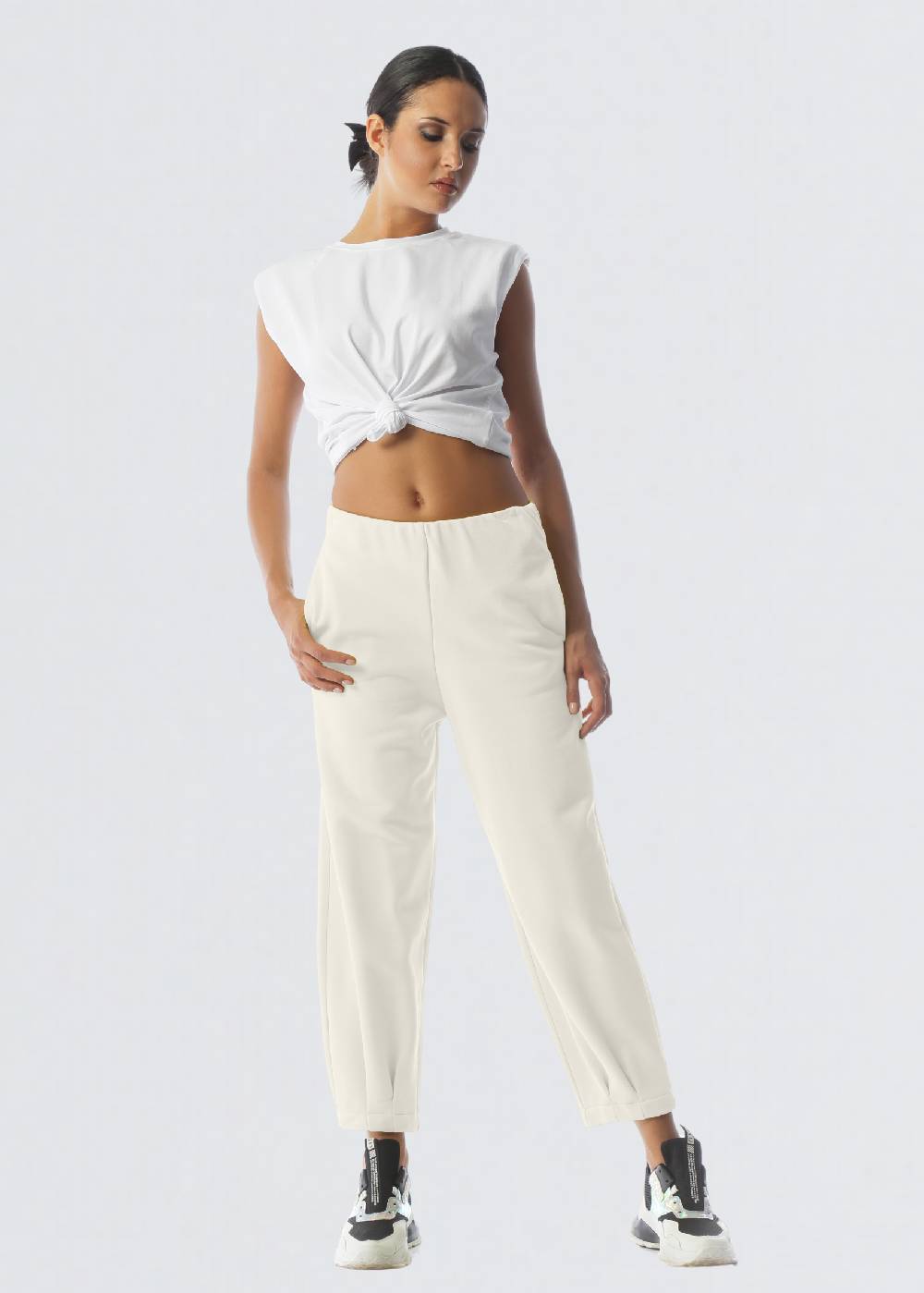 Paola T. Pantalone in cotone con pinces