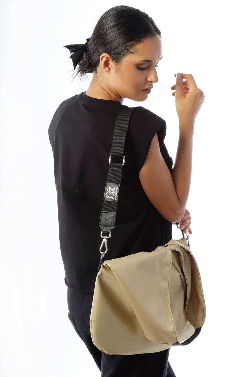 Paola T. Sacca Hobo In Nylon Con Dettagli Oro
