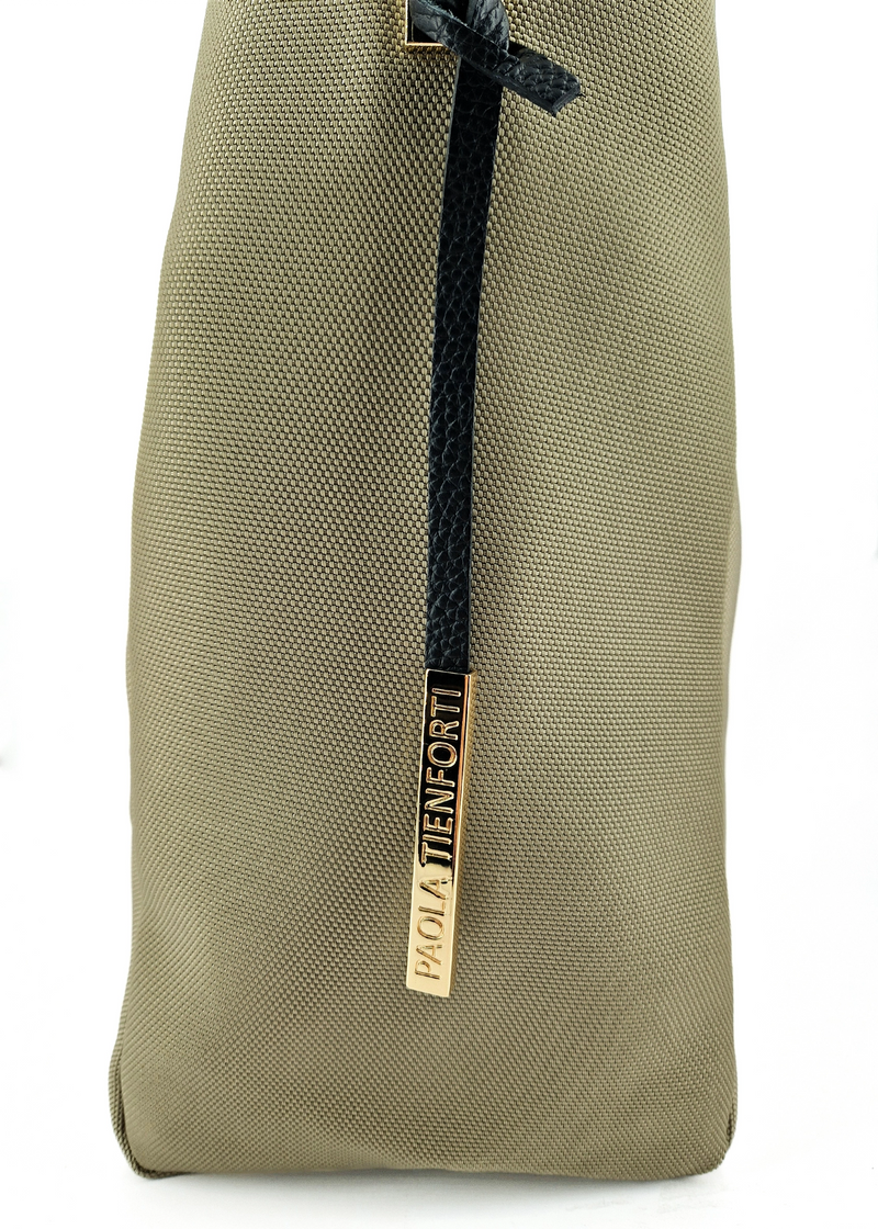 Paola T. Sacca In Cordura Con Dettagli Oro