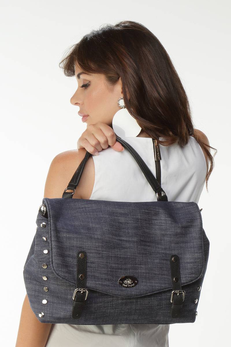 Paola T. Sella Con Rivetti Argento