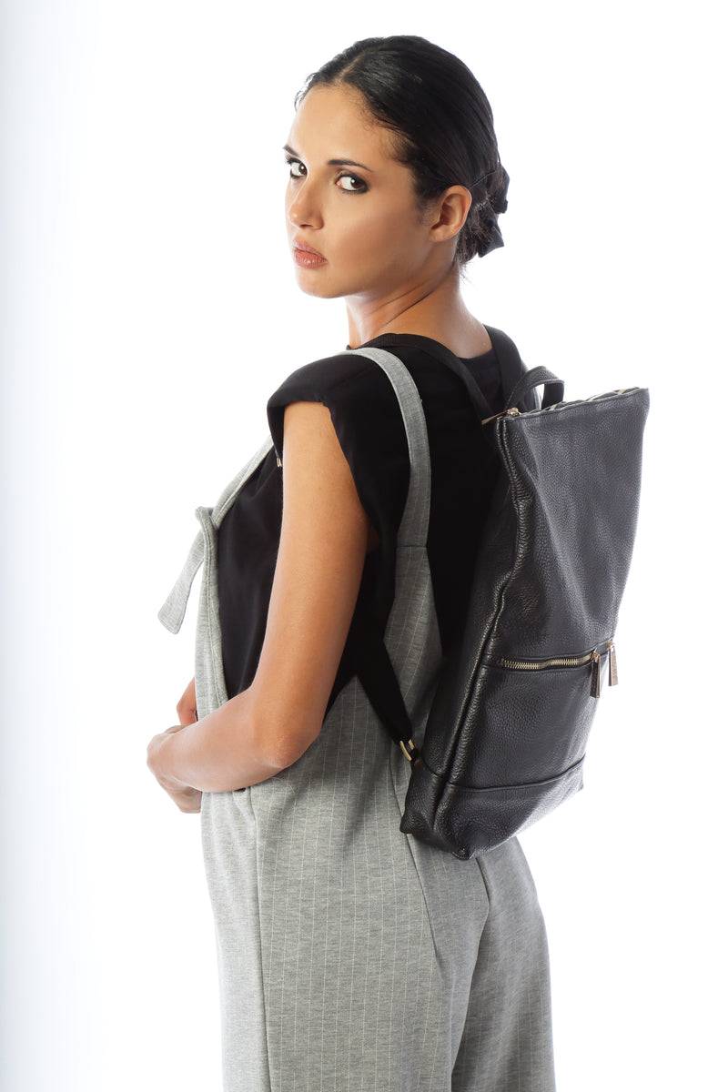 Paola T. Zaino In Pelle Con Dettagli Oro