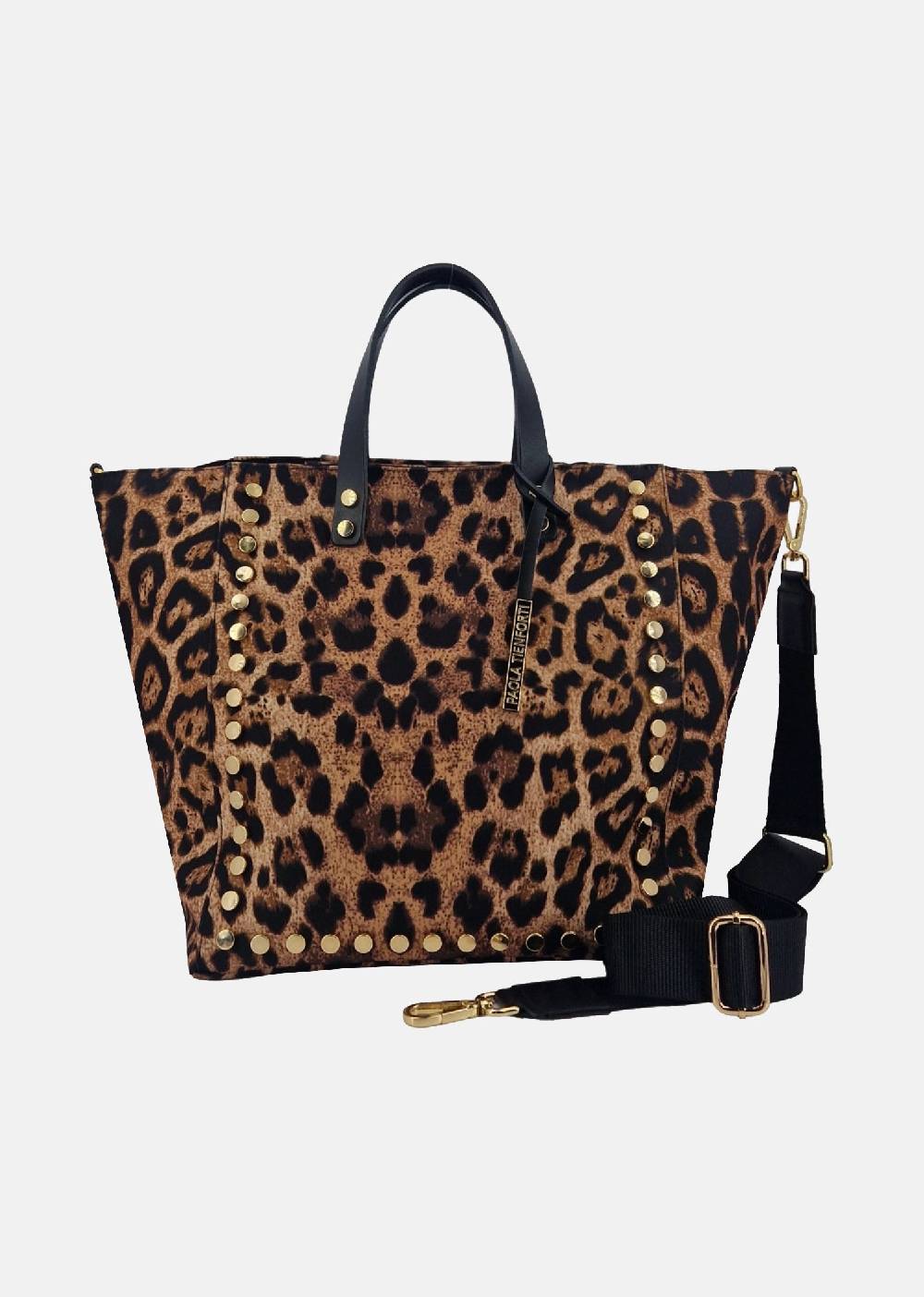 Paola T. Shopper medium con rivetti e pendente argento