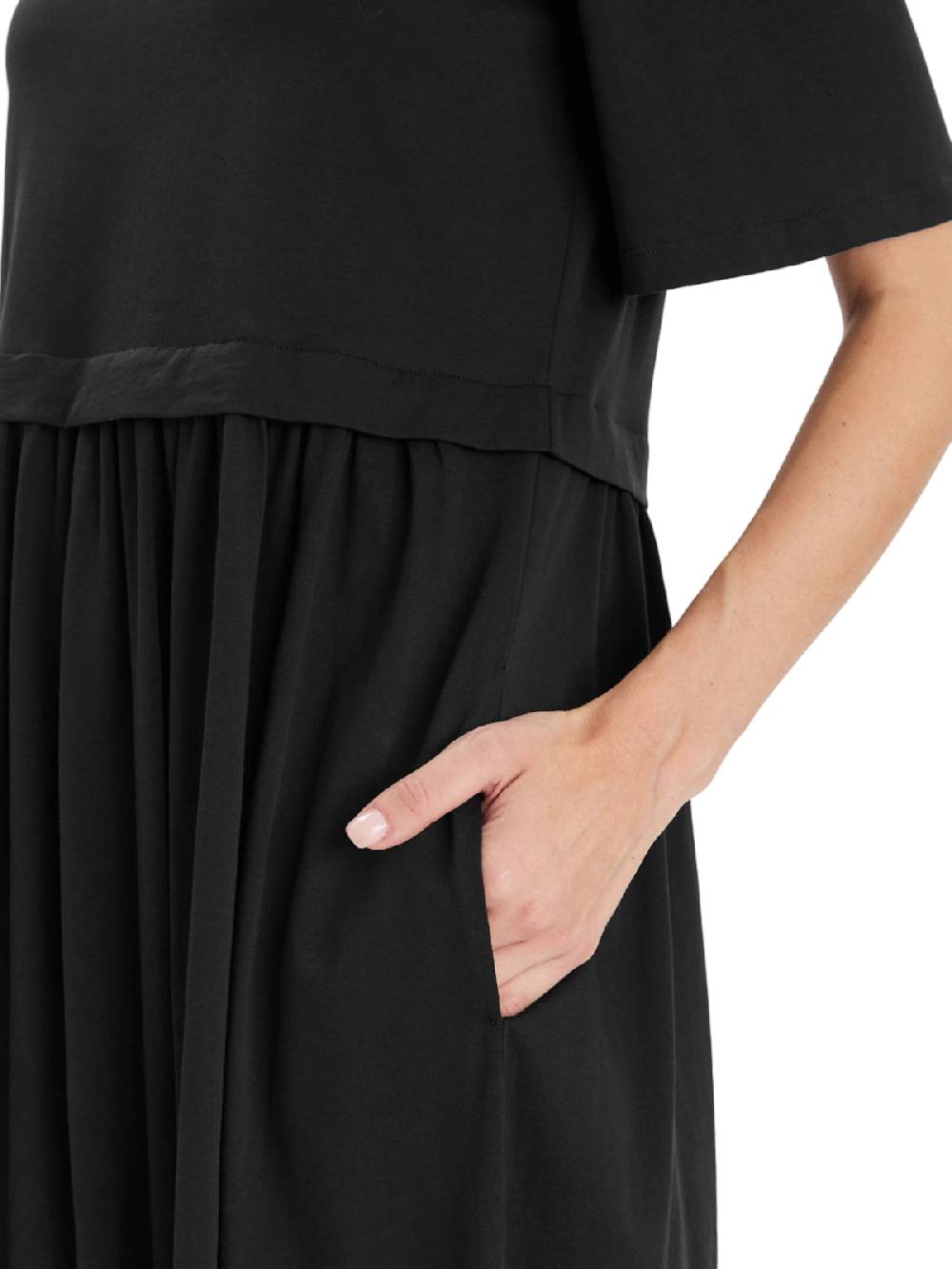 MAX MARA WEEKEND Snack SKU: 2415621062600005