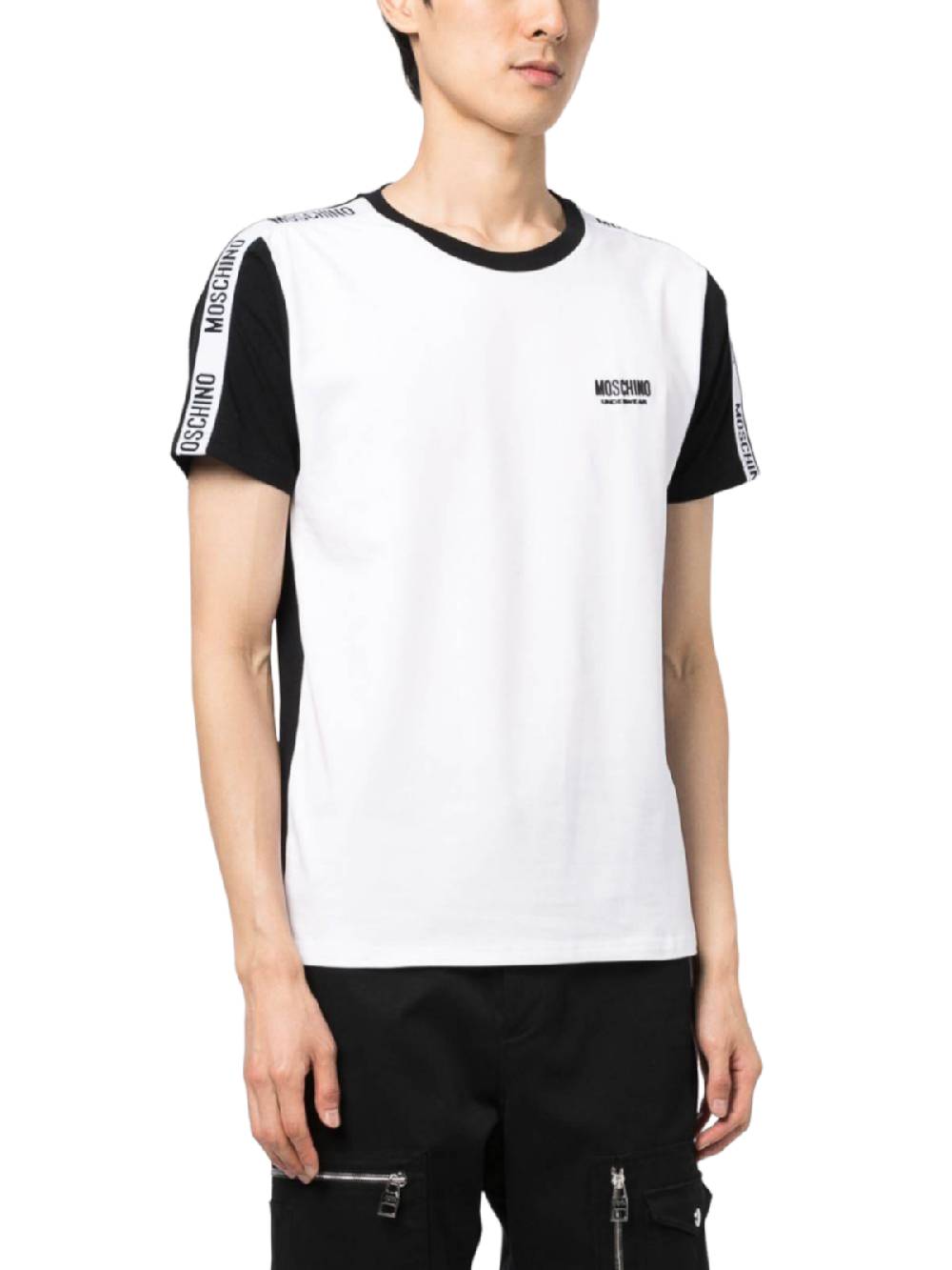 MOSCHINO SKU: 1A070944101001