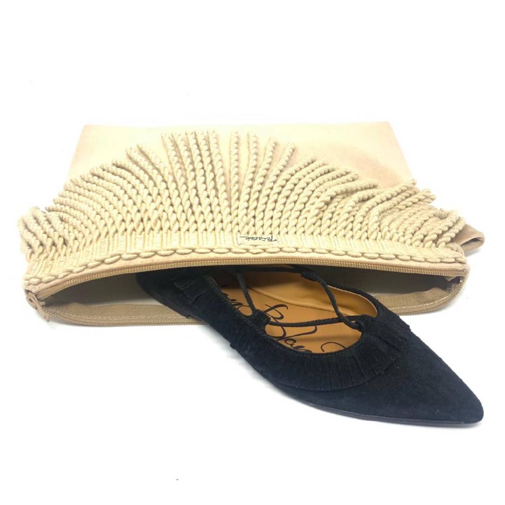 Passion Blanche Brigitte Scamosciata Nera Frangia