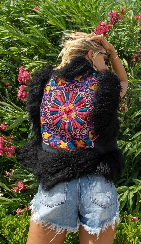 Passion Blanche GILET INDIA MONGOLIA NERA