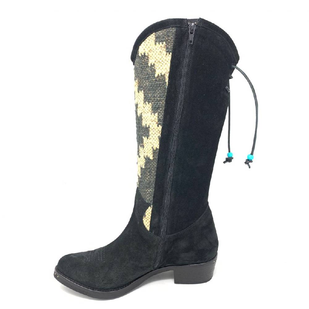 Passion Blanche Texano Crosta Nera E Kilim Suola Cuoio