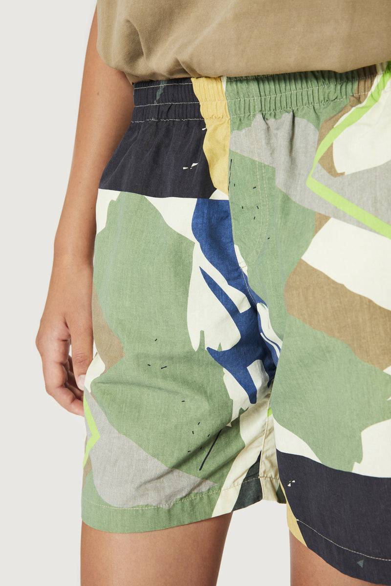 Paura AIRAM BERMUDA GREEN CAMO