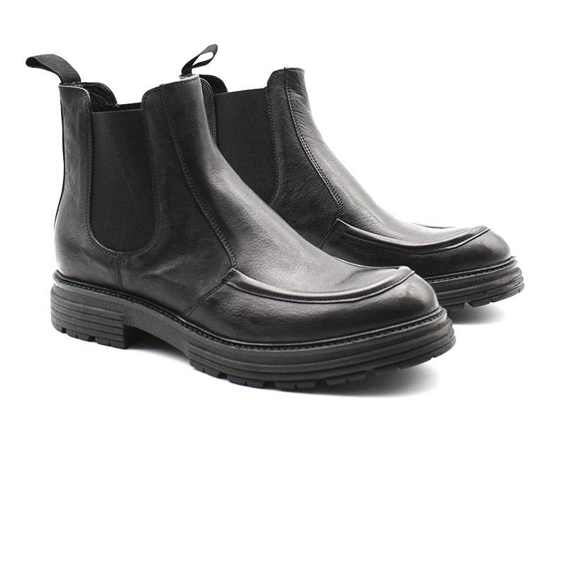 Pawelk's Lone Horse - Black