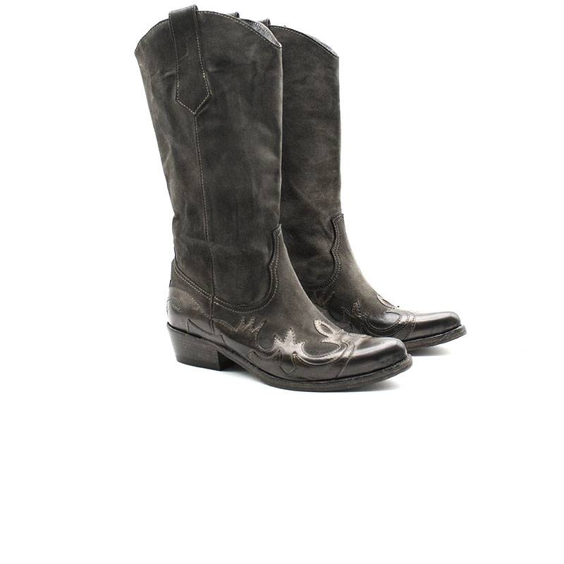 Pawelk's Metropolitan Luxe