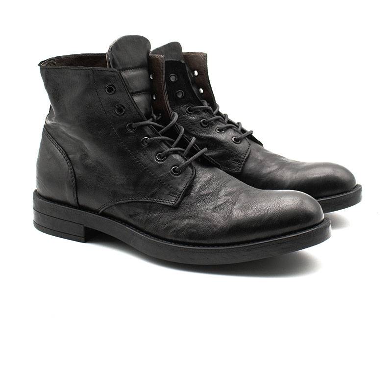 Pawelk's Rodeo Wrangler