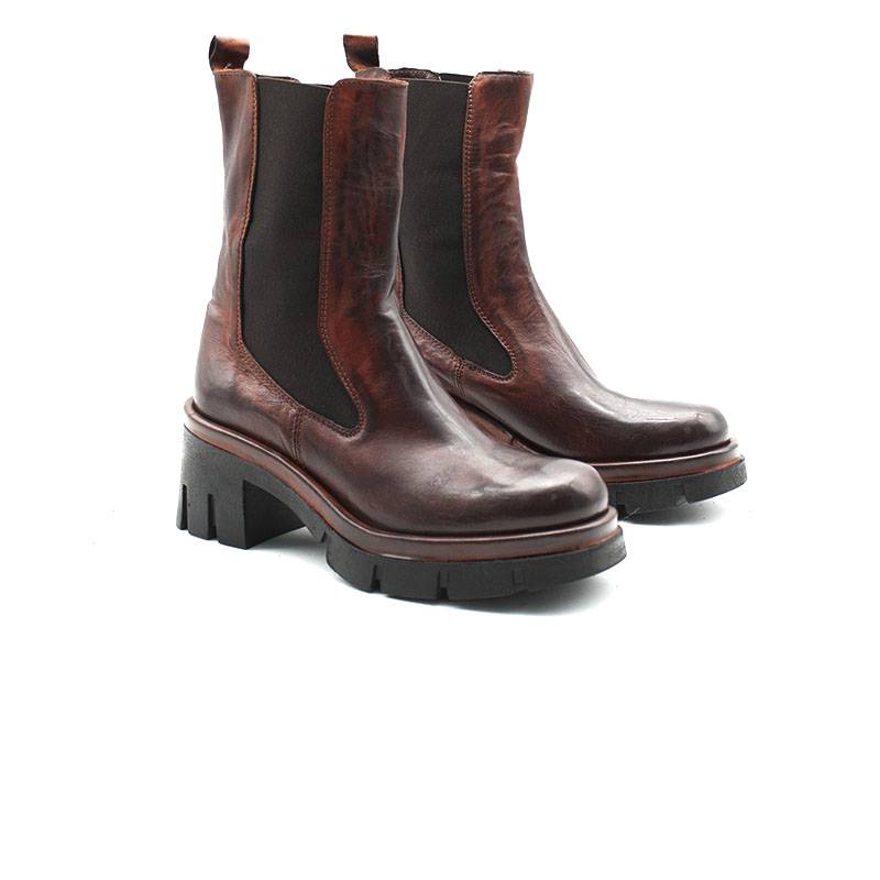 Pawelk's Vintage Essence - Red