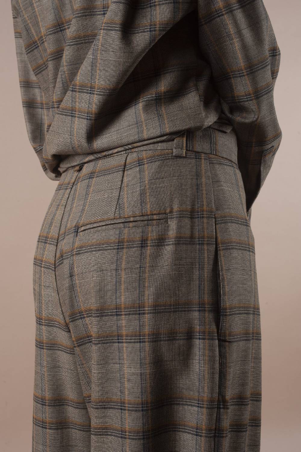 Pdr Phisique Du Role PHISIQUE DU ROLE MANNISH PANTS IN LIGHT TARTAN VIRGIN WOOL