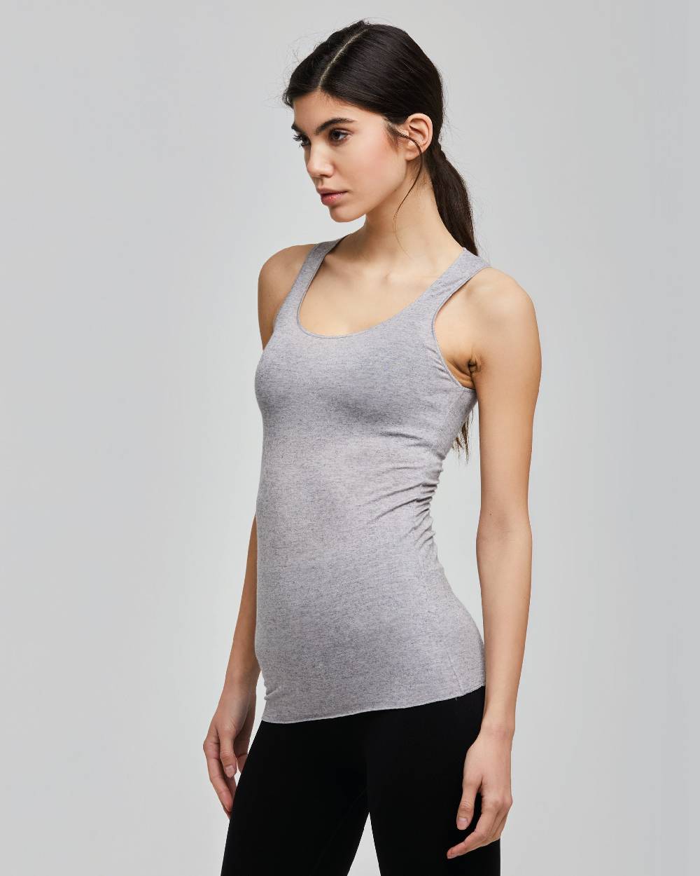 Pompea CANOTTA SPALLA LARGA SCOLLO TONDO IN MODAL CASHMERE