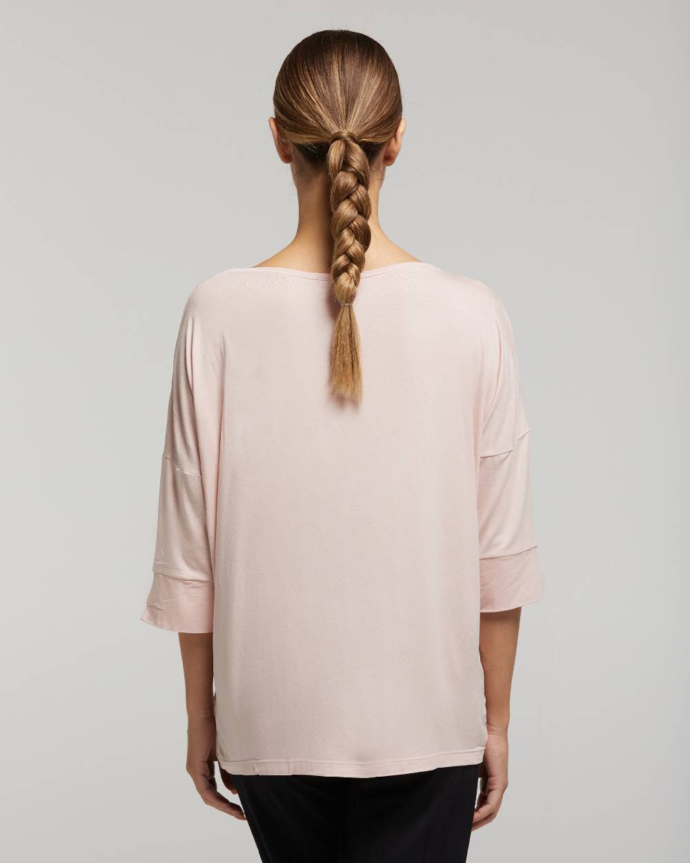 Pompea Maglia Scollo Barchetta In Viscosa Sostenibile Vestibilità Over