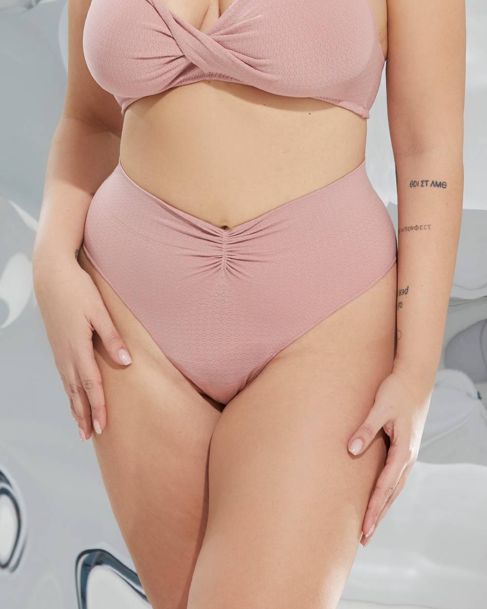 Pompea BRASILIANA TORCHON