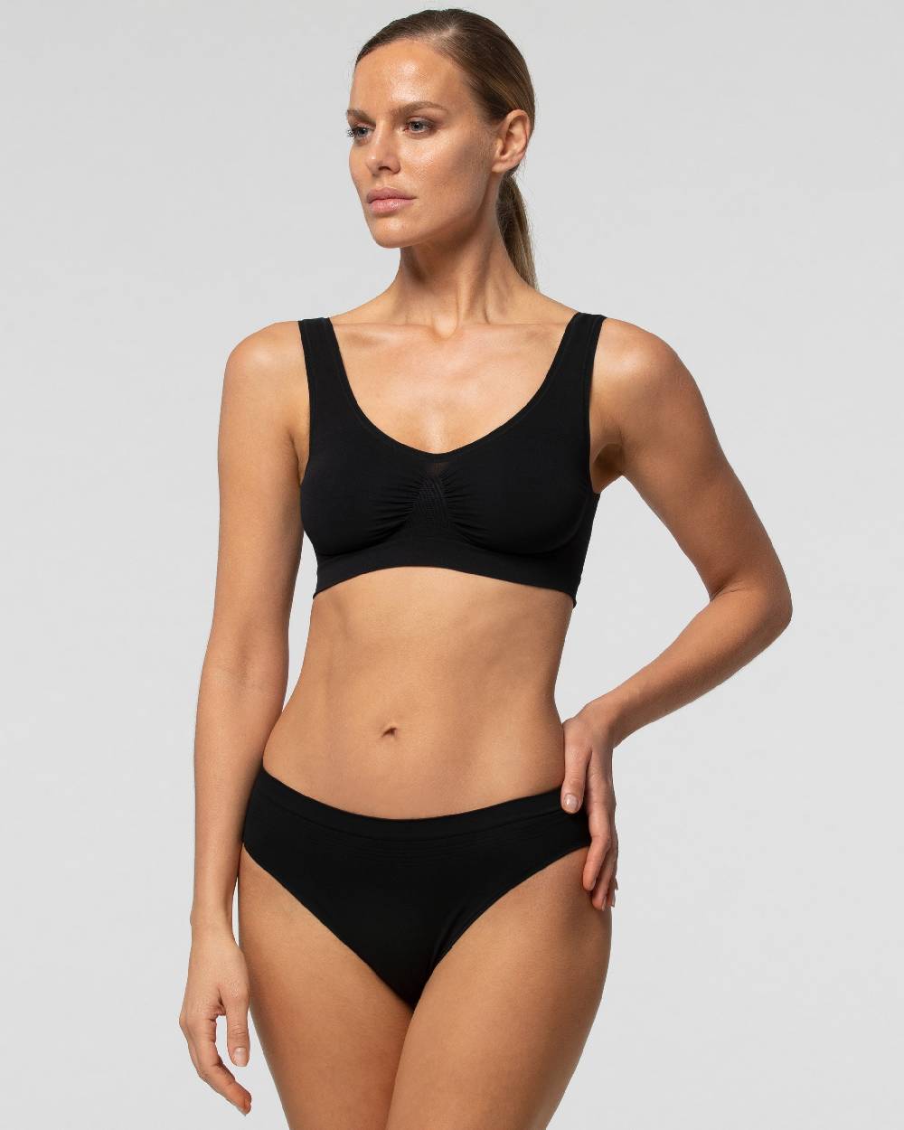 Pompea Brassiere spalla larga Seamless