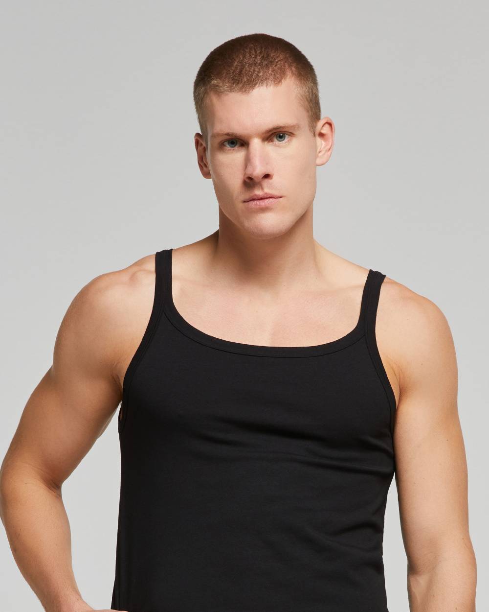 Pompea CANOTTA SPALLA STRETTA SCOLLO U