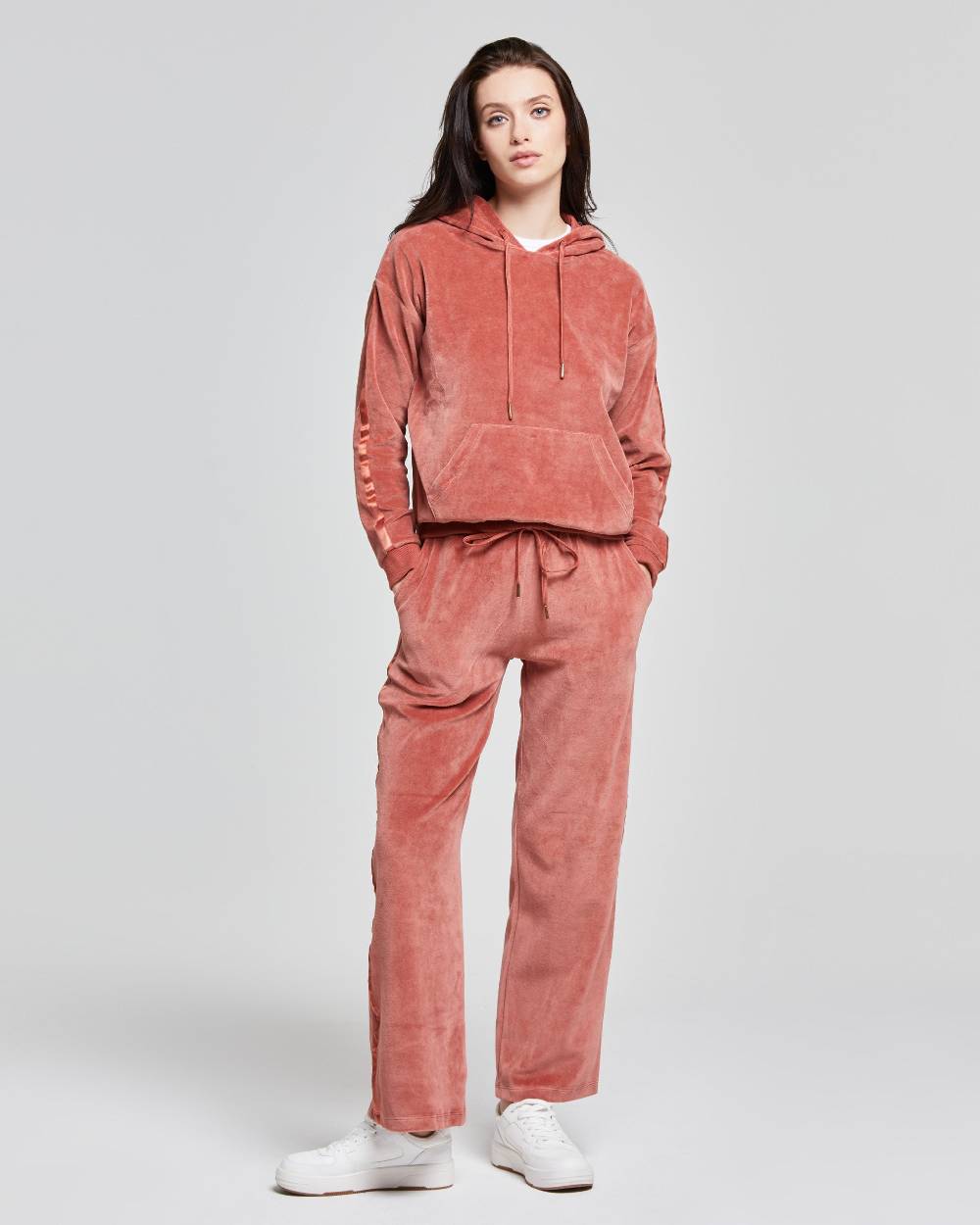 Pompea FELPA CON CAPPUCCIO VELLUTO DONNA