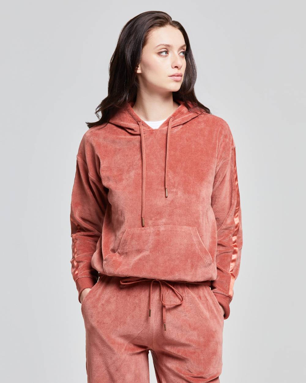 Pompea FELPA CON CAPPUCCIO VELLUTO DONNA