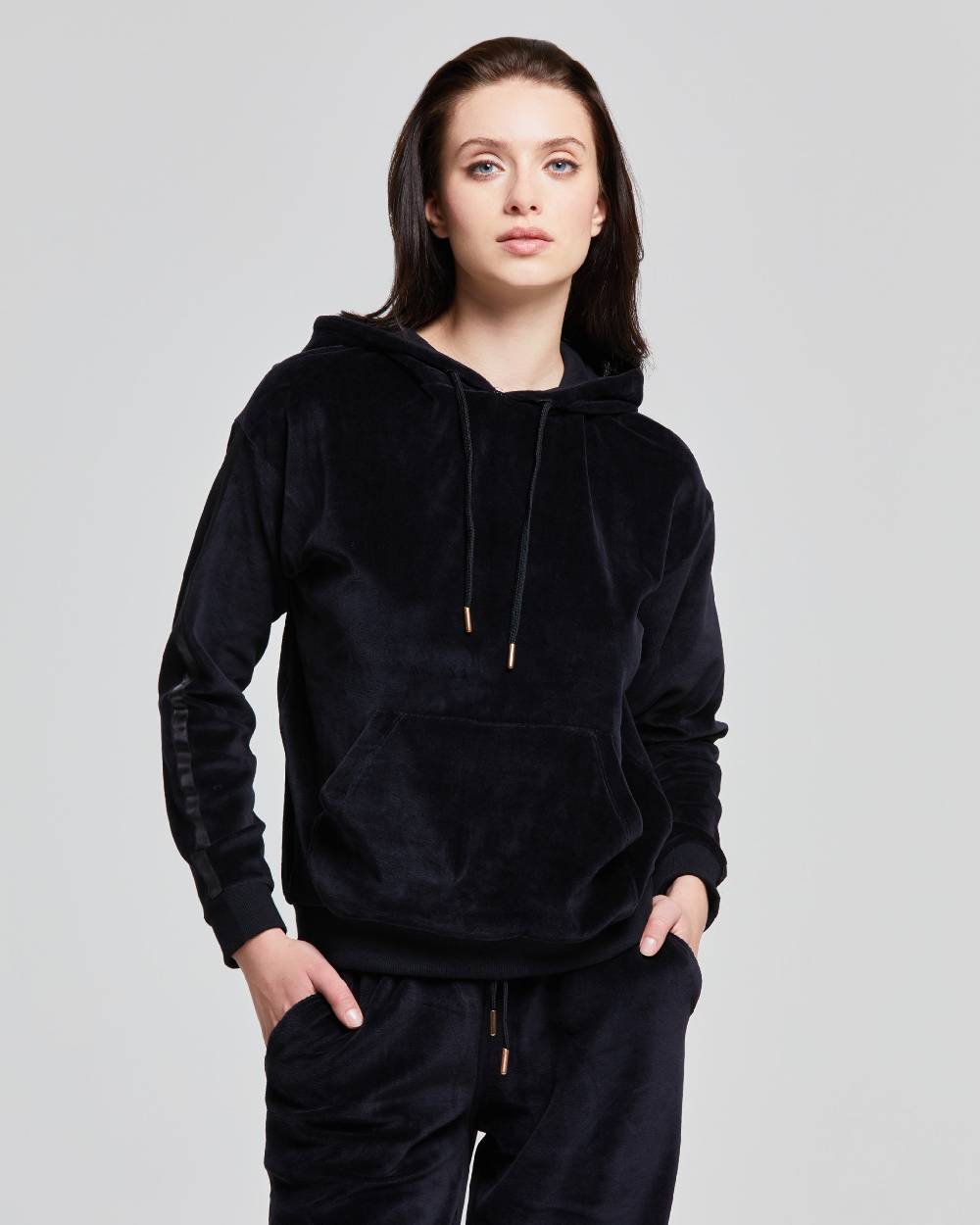 Pompea FELPA CON CAPPUCCIO VELLUTO DONNA