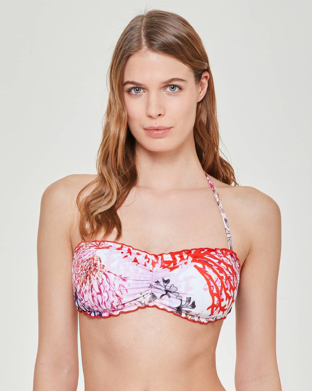 Pompea REGGISENO SAMOTRACIA