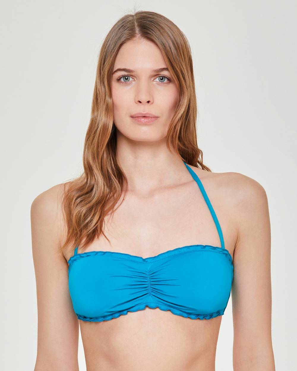 Pompea REGGISENO SAMOTRACIA