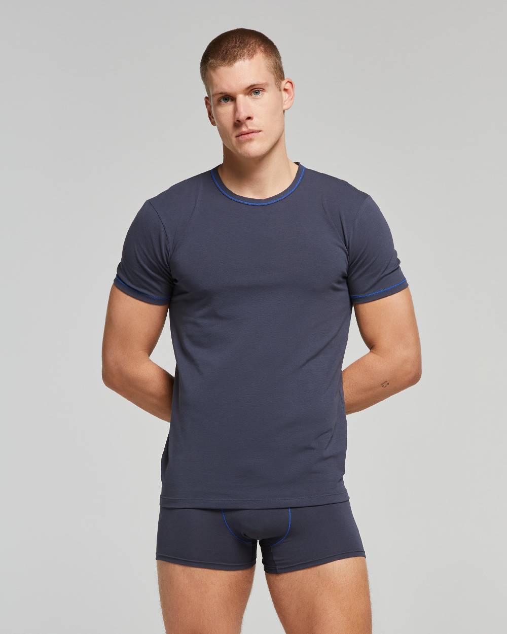 Pompea T-shirt girocollo cotone vestibilità slim