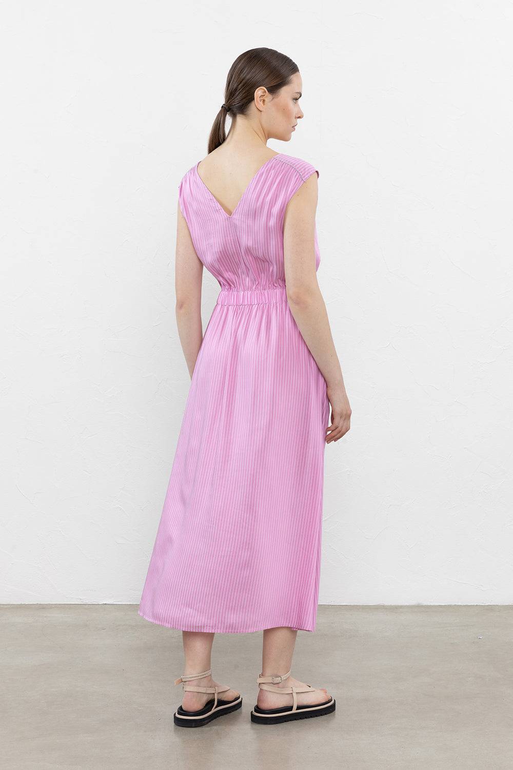 Peserico Abito Lungo Rigato In Voile Di Viscosa E Seta