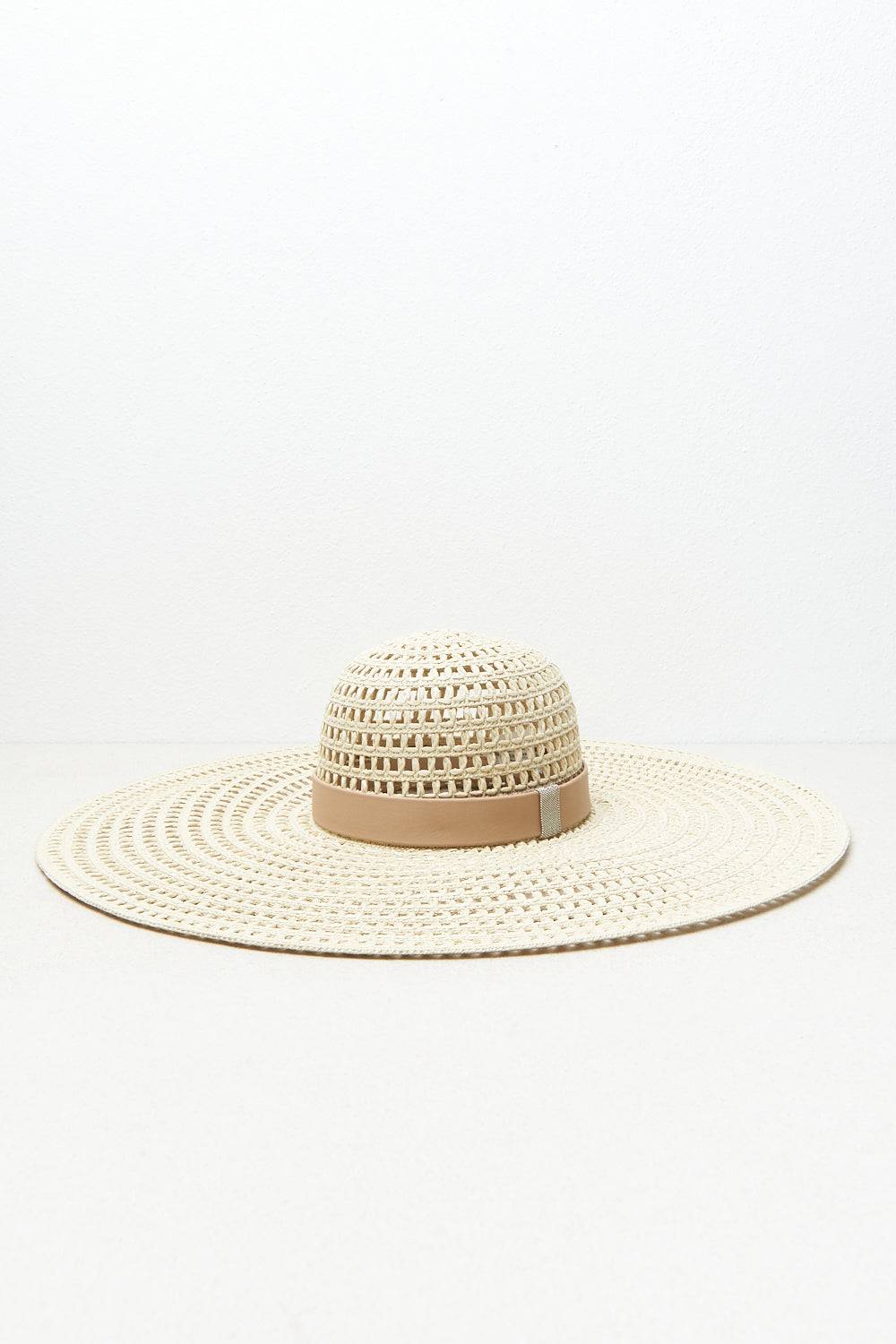 Peserico Cappello con intreccio a mano e cinturino in vera pelle