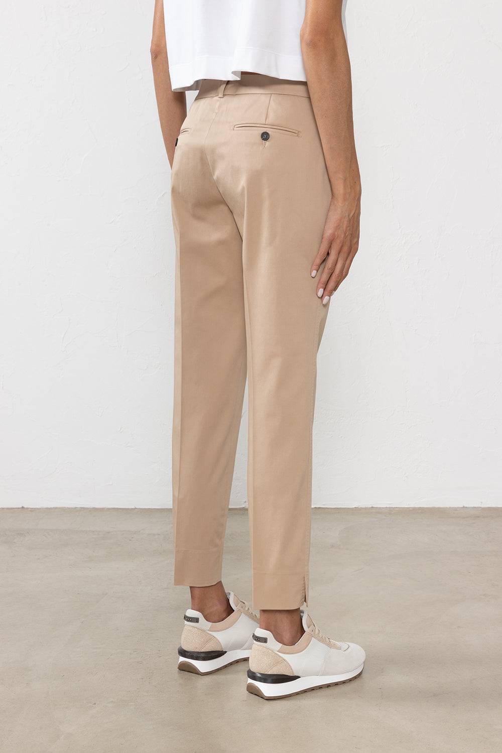 Peserico Pantalone A Sigaretta In Gabardina Di Cotone Stretch